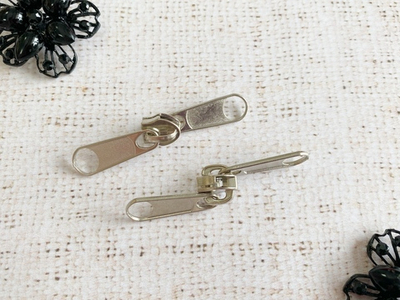 Бегунок спираль 2-х язычковый, галантерейный Т5, никель