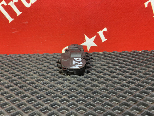 Моторчик заслонки отопителя 2018г