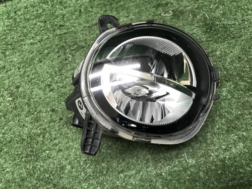 ПТФ правая BMW 3er F30 (2015-2020) LED