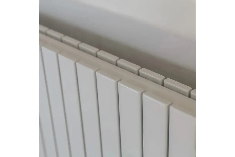 Низкие дизайн-радиаторы Соло 1034мм с нижним подключением