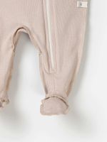 Слип с закрытой ножкой "Крем-брюле" 0+