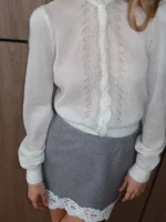 Мини юбка с кружевом в сером цвете, Серая