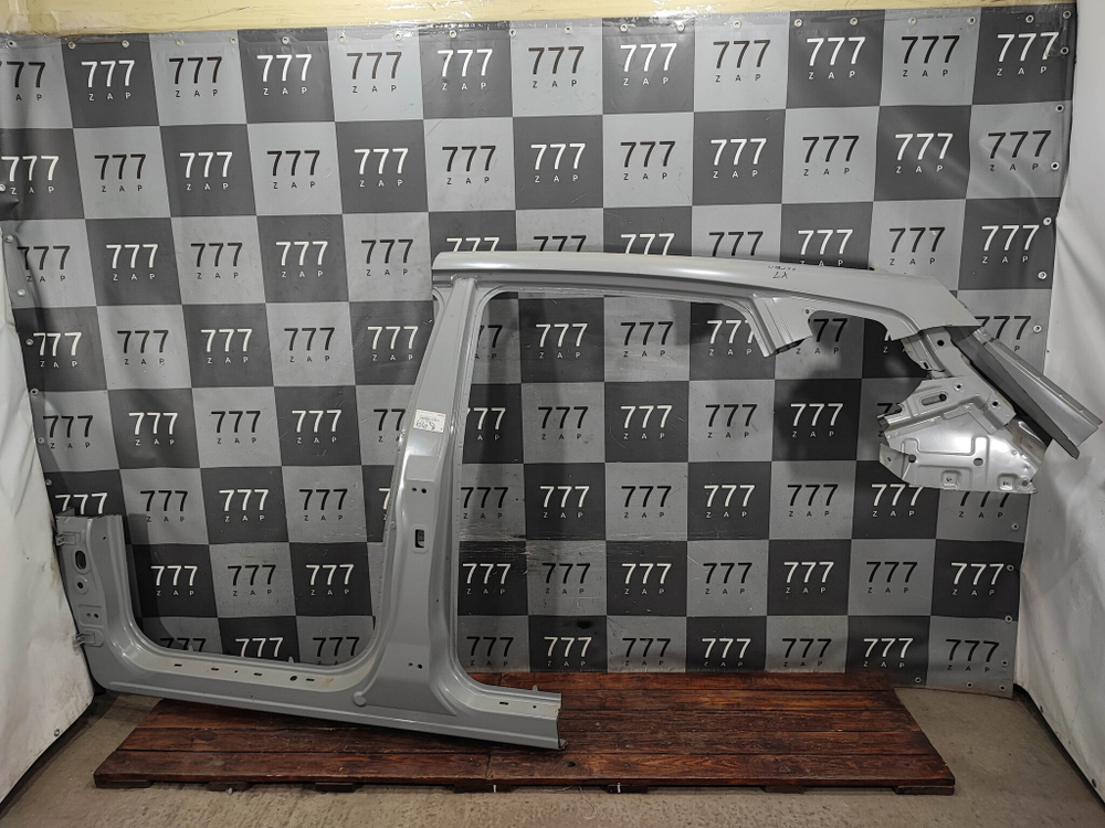 Боковина левая Exeed LX 19-нв Новая Оригинал 502001875AADYJ