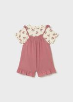 комбинезон с футболкой