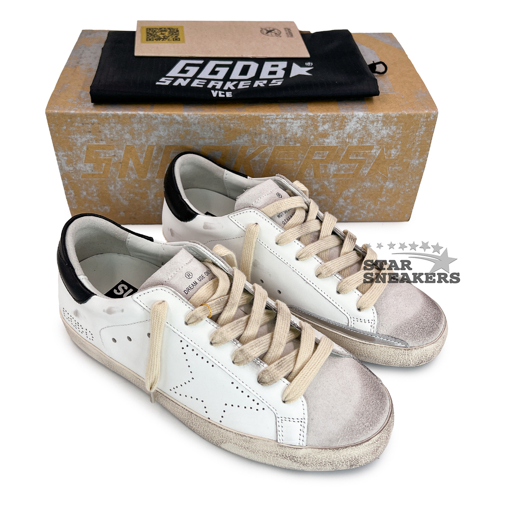 GOLDEN GOOSE SUPER STAR