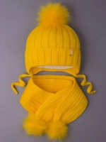 Шапка детская зимняя с помпоном и шарф