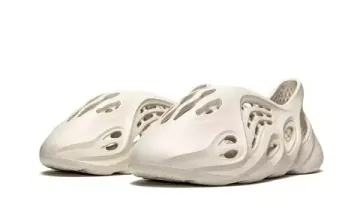 Тапки Adidas Yeezy Foam Runner Ararat