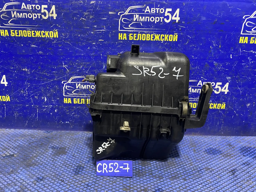 Корпус воздушного фильтра TOYOTA LITEACE 2001