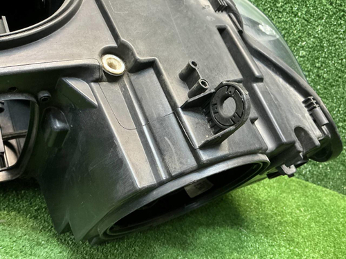 Фара правая BMW X5 F15 X6 F16 (13-18) ксенон