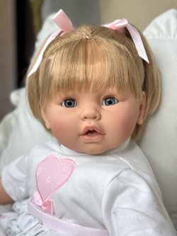 Кукла Berbesa мягконабивная 62см Dulzona (8053S)