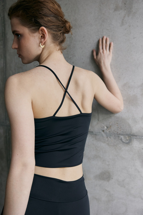 Майка на тонких бретелях