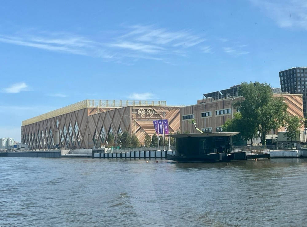 «Речной код Нагатино: мифы и реальность города на воде» - круглогодичная экскурсия на электросудне по Москве-реке.