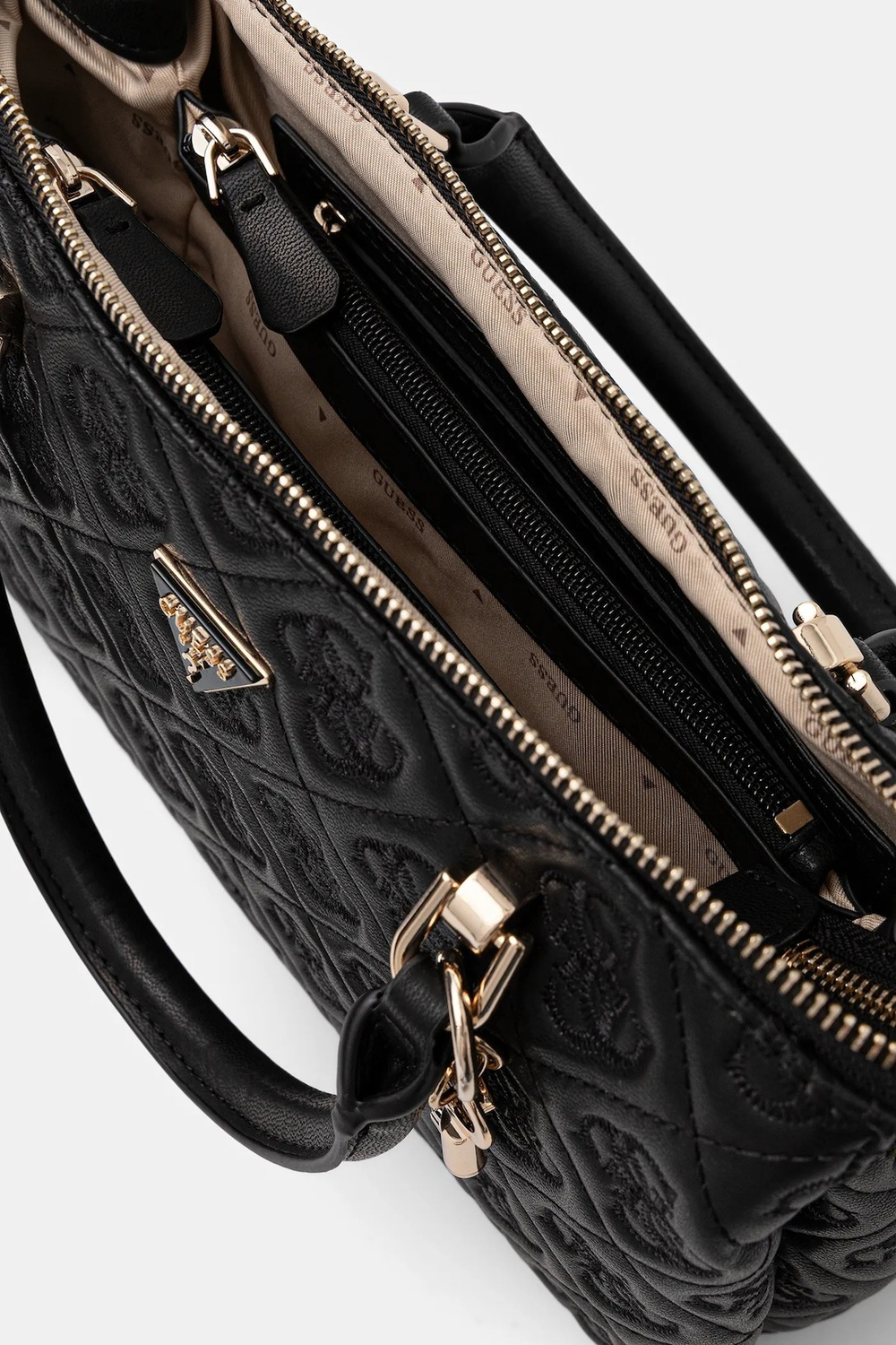 Сумка  женская  GUESS