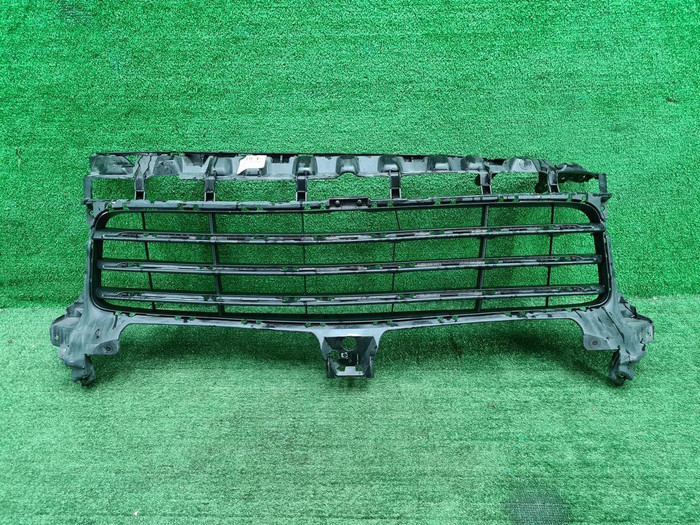 Решетка переднего бампера Porsche Cayenne 3 17-23