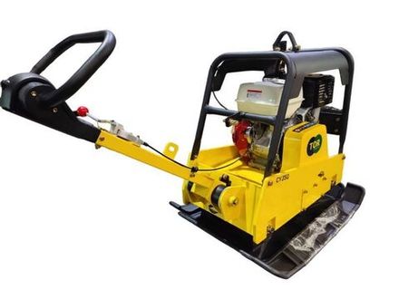 Виброплита реверсивная TOR CY-350 гидравлика - [300 кг / 40 кН / Honda GX390]