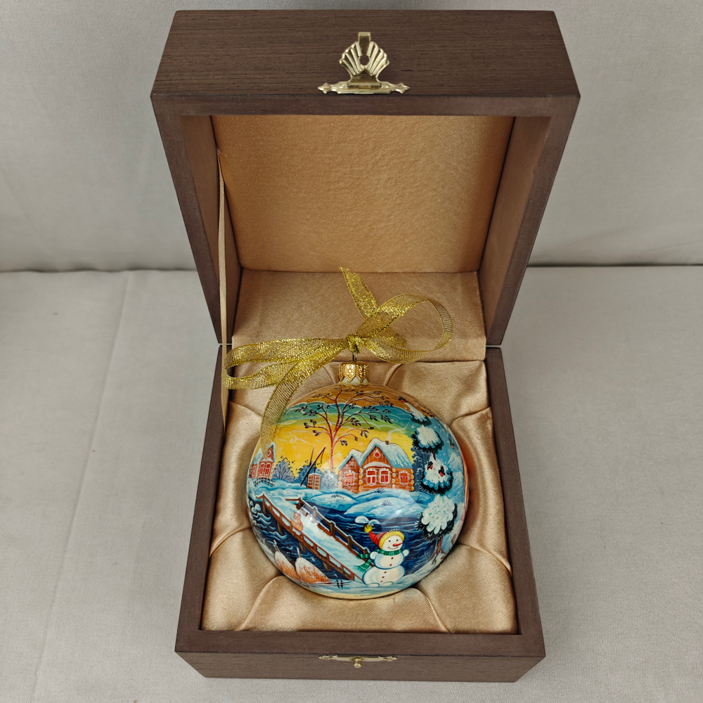 Шар новогодний с ручной росписью Палех "Лиса и зайцы"