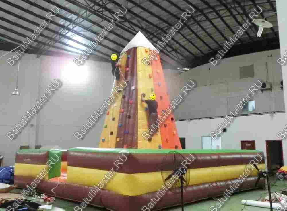 Скалодром "К облакам" 8*8*6 м