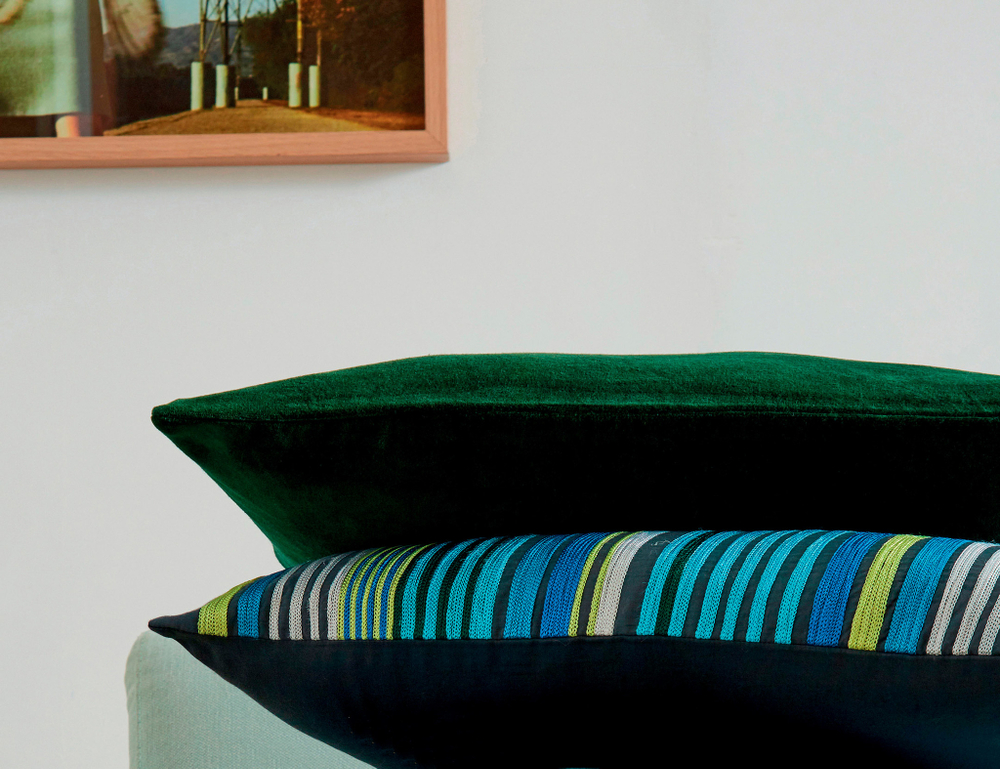 Подушка декоративная 45х45 Blanc Des Vosges Arc En Ciel Bleu Paon фото