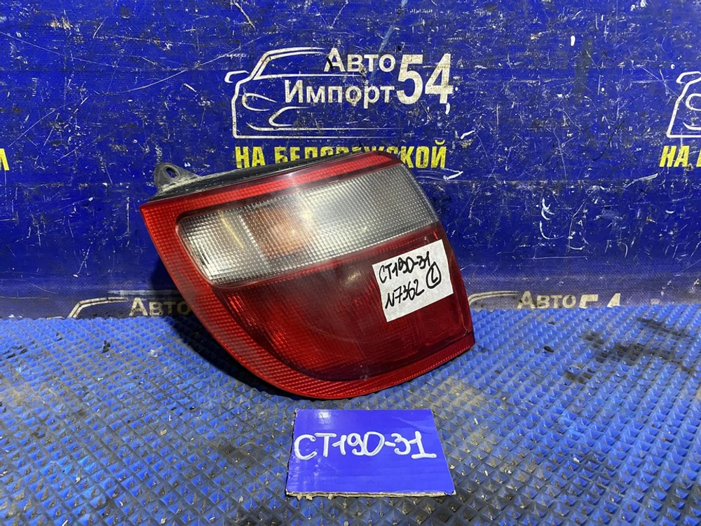 Стоп левый TOYOTA CALDINA 1994
