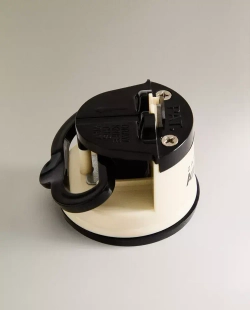 ZARA HOME СТАНОК ДЛЯ ЗАТОЧКИ НОЖЕЙ С ПРИСОСКОЙ, КРЕМОВЫЙ