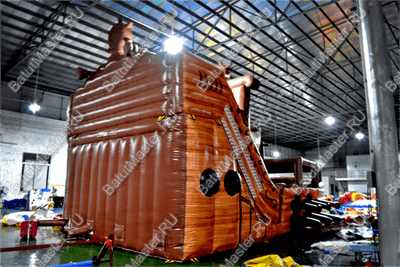 Надувной корабль "Весёлый Роджер Brown"