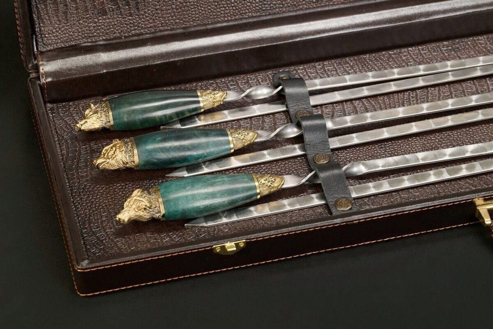 Подарочный набор шампуров в кейсе "Презент 4" зеленая карельская береза