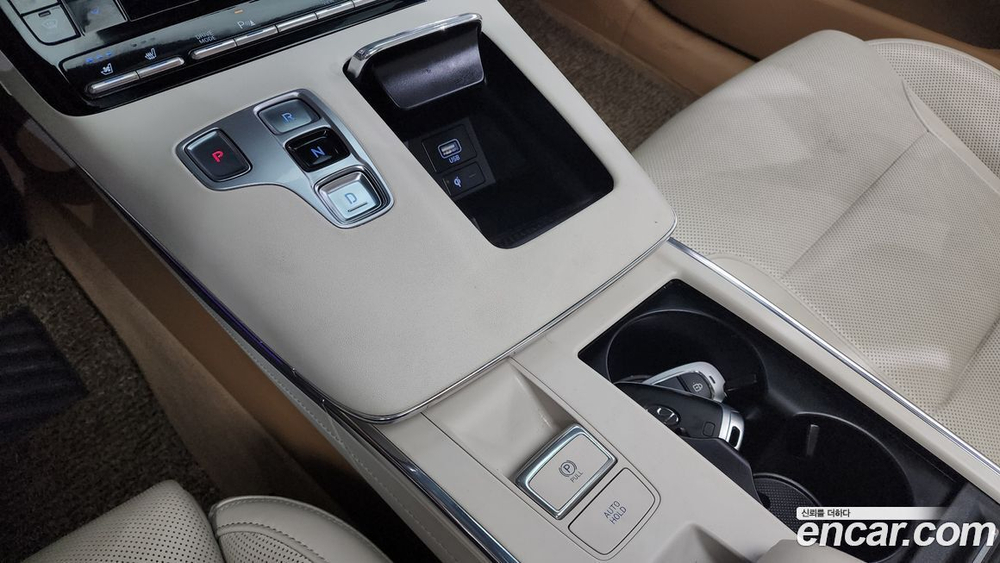 Hyundai The New Grandeur (Azera) IG 2.5 (11.2020)