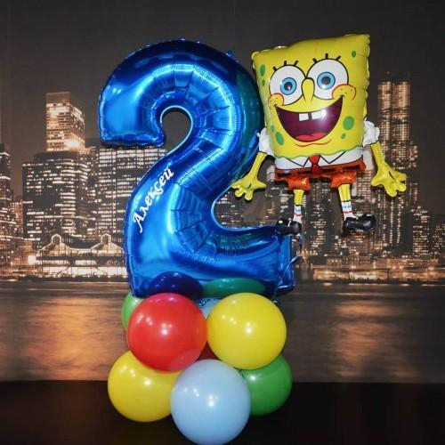 Композиция из шаров на 2 годика со «Спанч Бобом»