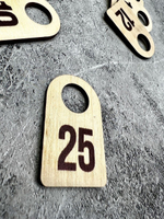 Номерки гардеробные дерево 4х6 см