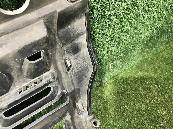 Решетка радиатора Range Rover Vogue 4 L405 (2012-2017)