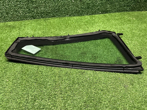 Форточка двери задняя правая BMW X3 F25 (10-17)