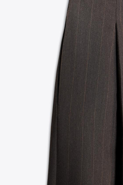 ZARA БРЮКИ-БАГГИ В ТОНКУЮ ПОЛОСКУ СО СКЛАДКАМИ, КОРИЧНЕВЫЙ