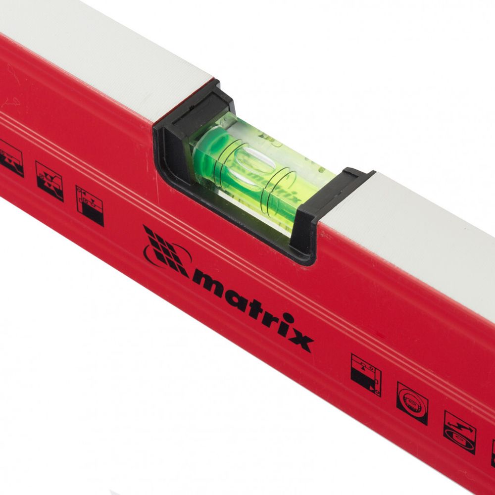 34718 Уровень алюминиевый магнитный, 1800мм, фрезерованный, 3 глазка (1 зеркальный), усиленный/ Matrix