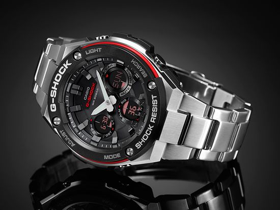 Наручные часы Casio G-Shock GST-W100D-1A4