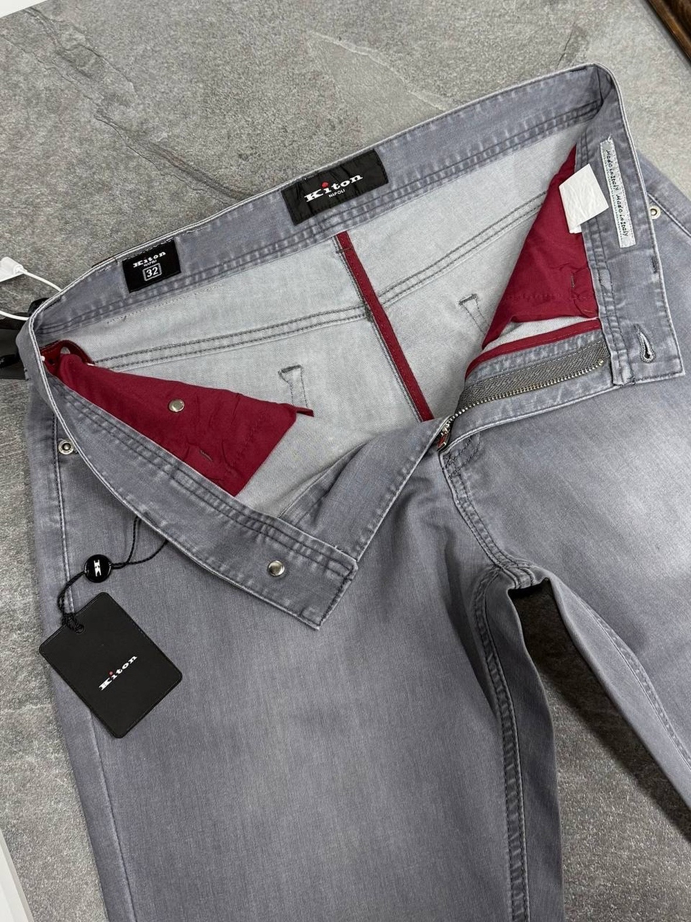 Джинсы Kiton