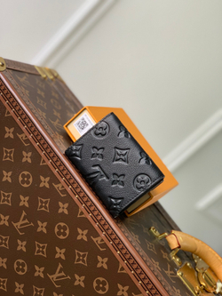 Louis Vuitton Celeste Wallet