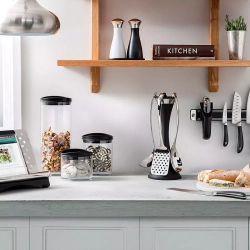 Мельница для перца 16.5см Robert Welch Signature черная