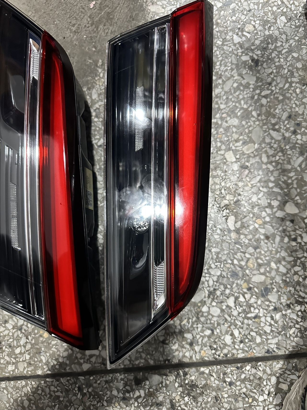 Задние фонари Honda Inspire (актуальная модель), оригинальные