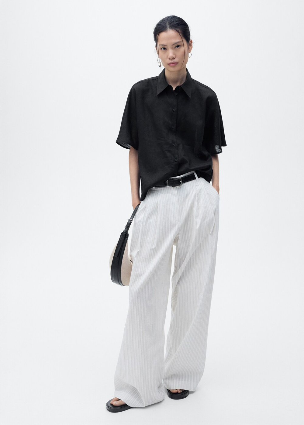 Льняная рубашка с короткими рукавами