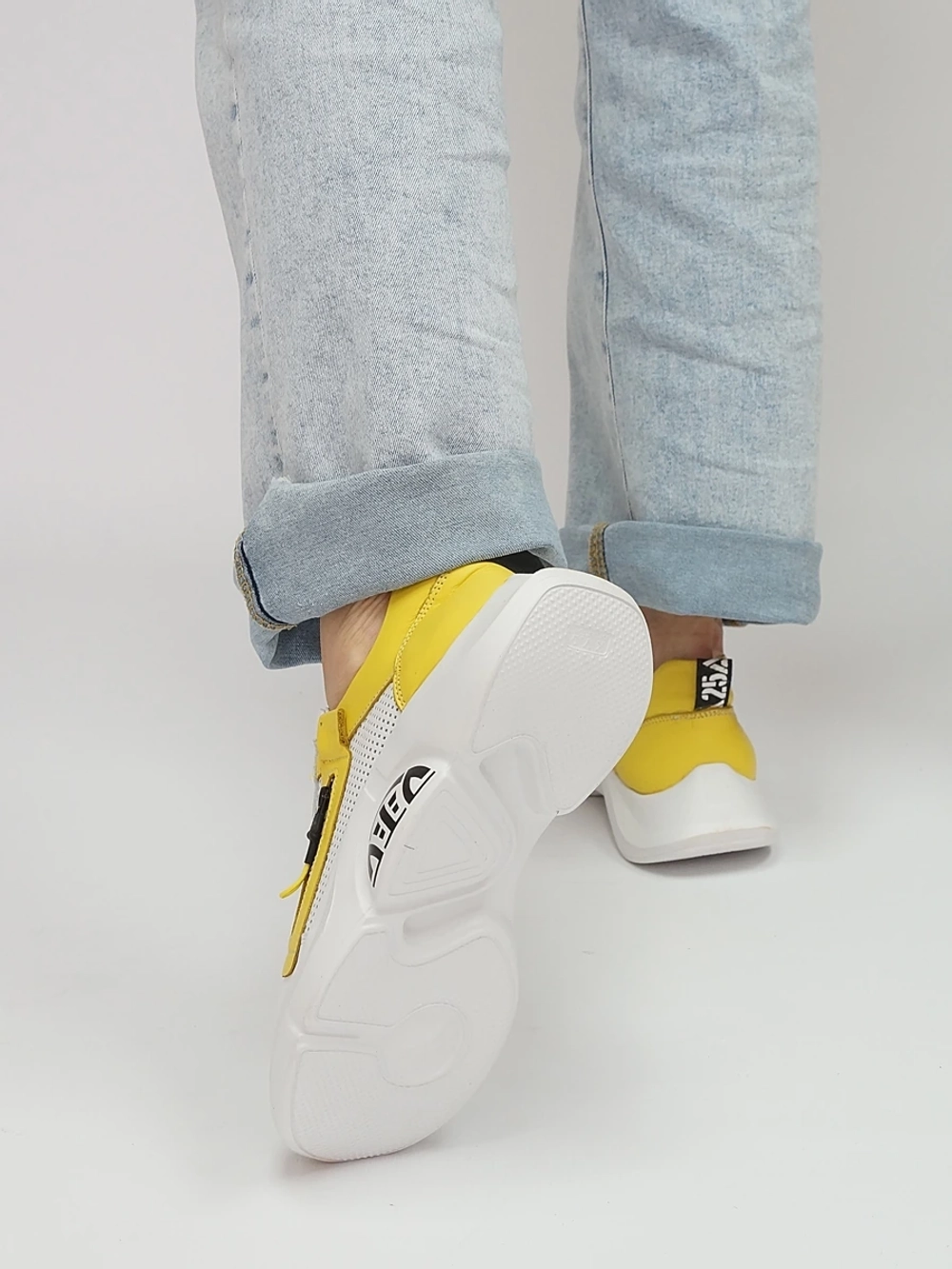 Кроссовки женские летние натуральная кожа