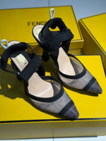 Босоножки Fendi
