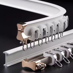 Тихий изогнутый карниз для штор с бегунками