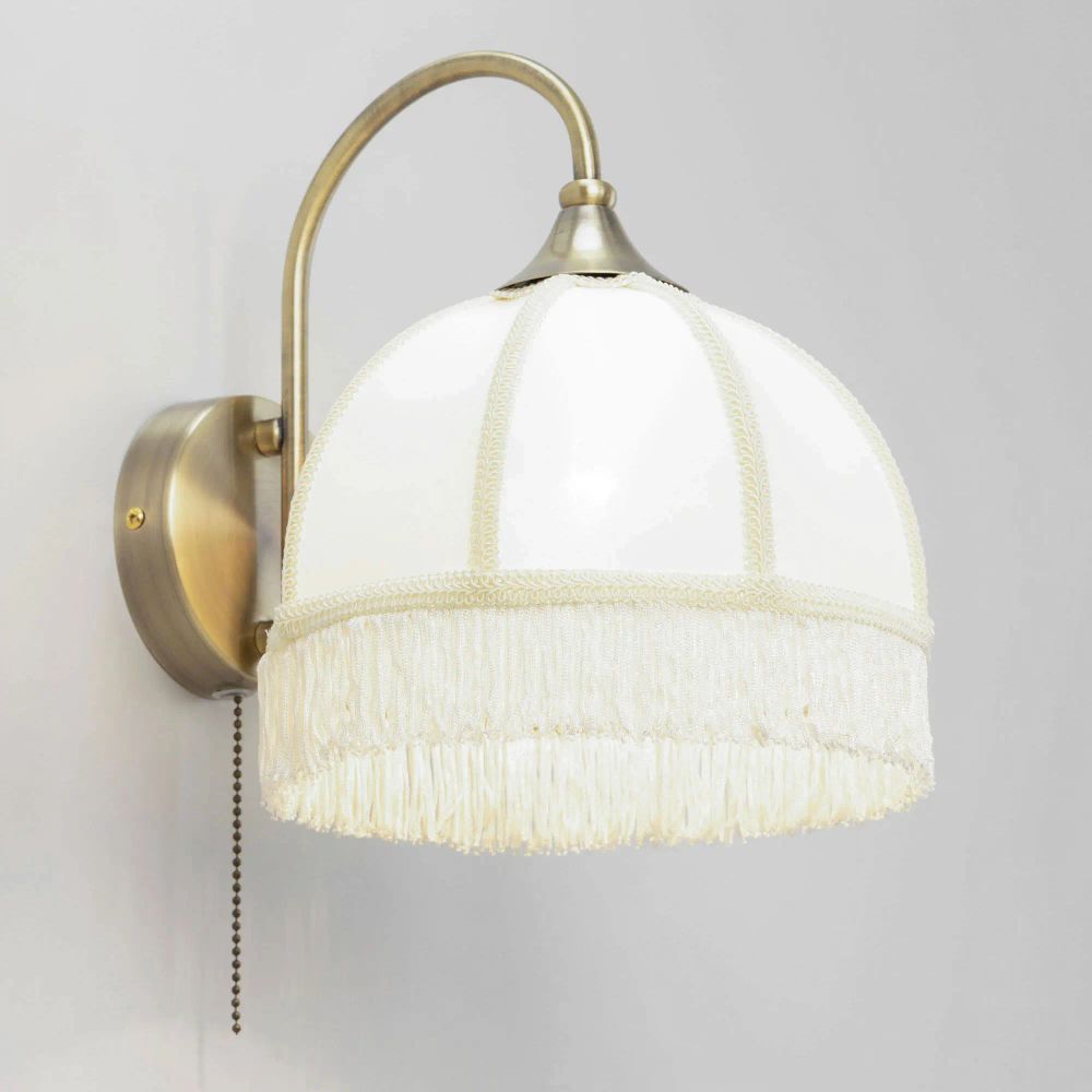 Citilux Базель CL407311 Бра с бежевым абажуром и выключателем