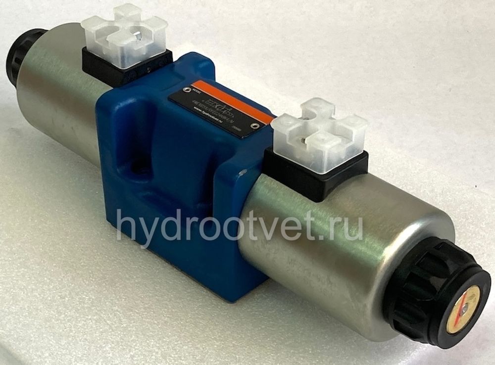 4WE10D5X/OFEG24N9K4/M -  Гидрораспределитель золотниковый Ду 10 (серия 5X) с электроуправлением G24, схема D (574А/ОФ), возврат - OF = без пружины, с фиксатором