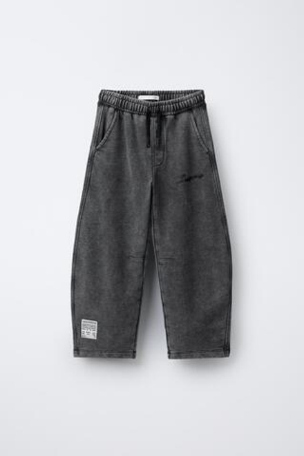 ZARA БРЮКИ ОВЕРСАЙЗ С ЭФФЕКТОМ ПОТЕРТОСТИ, ЧЕРНЫЙ