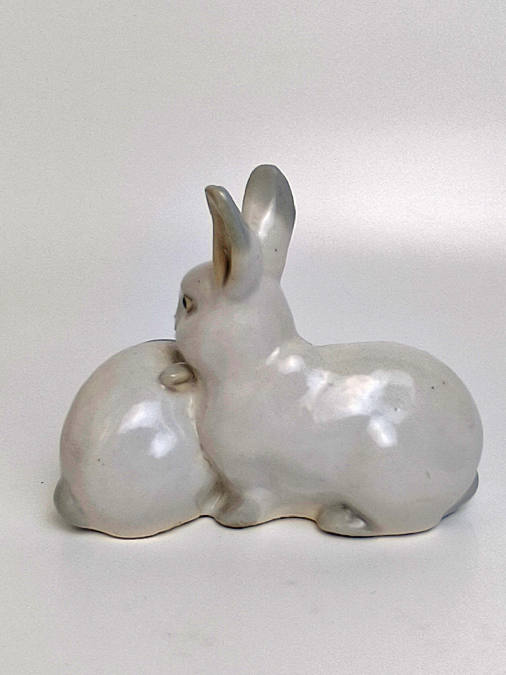 Фарфоровая статуэтка "Зайцы" Артель "Прогресс"