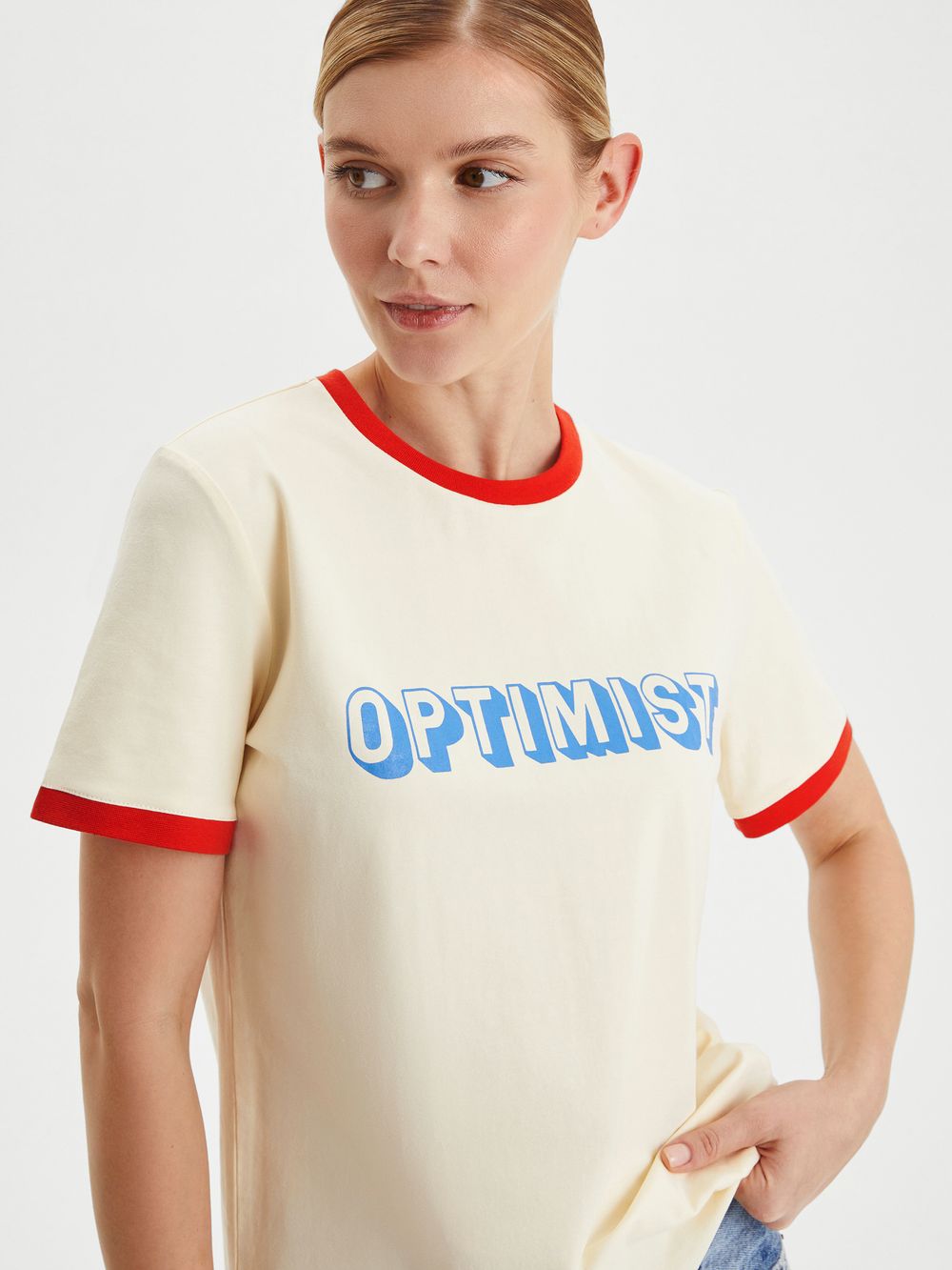 Женская футболка OPTIMIST - folly dot.