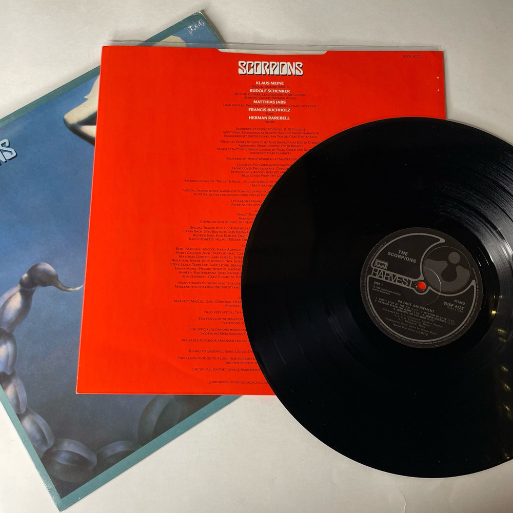 Винтажная виниловая пластинка LP Scorpions Savage Amusement (Англия 1988)