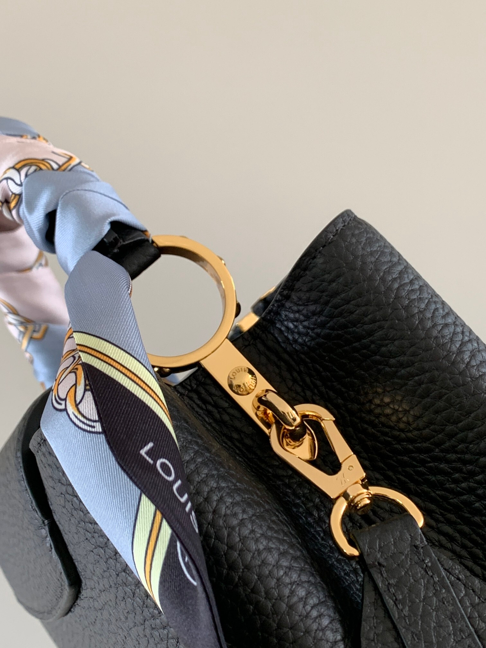 Louis Vuitton Capucines BB