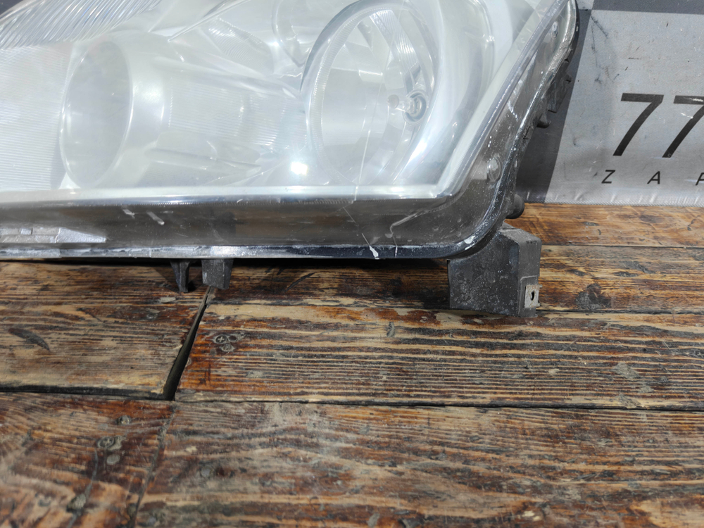 Фара левая Nissan Qashqai 1 (J10) 06-10 Б/У Оригинал 26060JD90B